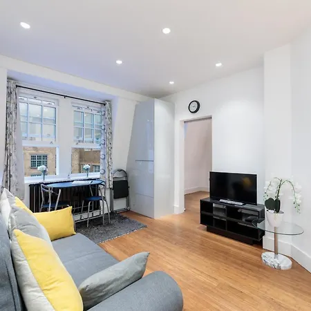 Oxford Circus Luxury Let * London