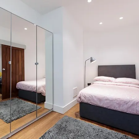 Oxford Circus Luxury Let