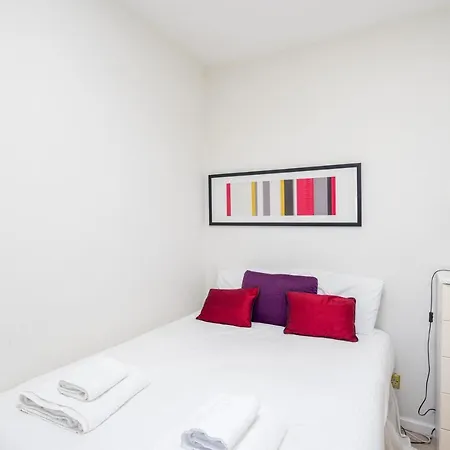 Lovely Flat In Kensington London