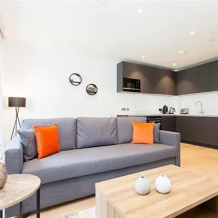 The Lofts E1 By Q * London
