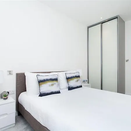 Apartment The Lofts E1 By Q London