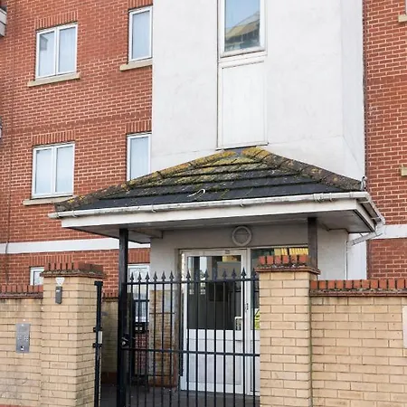 By Rehoboth - Abbey Wood Station - Zone 4 Apartment