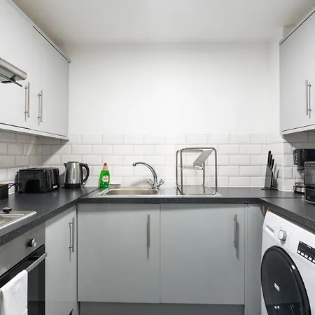Apartment By Rehoboth - Abbey Wood Station - Zone 4 London