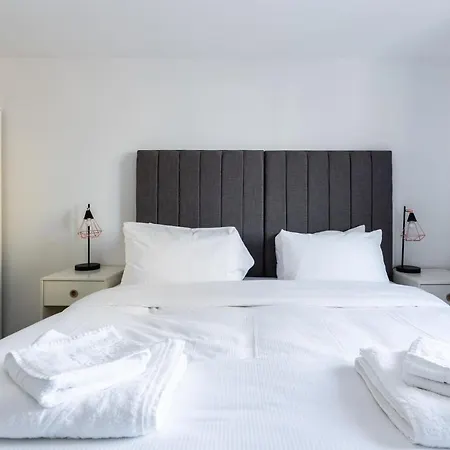 By Rehoboth - Abbey Wood Station - Zone 4 *