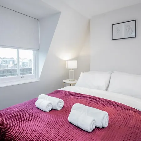 Apartment Stunning 2 Bedroom Duplex In Center Of Camden! London