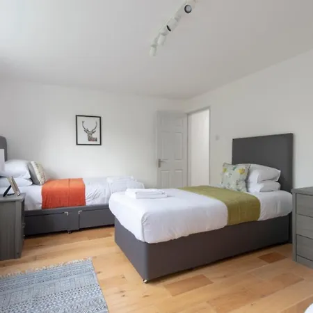 Trendy Tufnell Park Townhouse * Londra