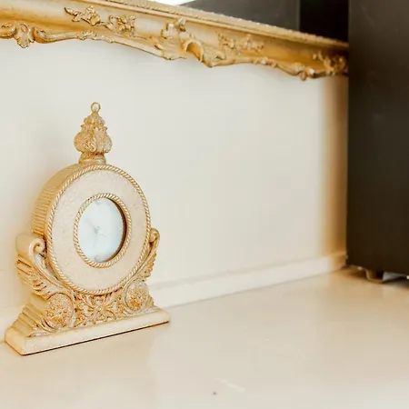 Oyo 2*