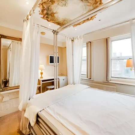 Oyo 2* London