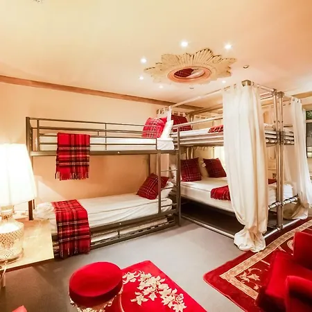 Oyo 2* London