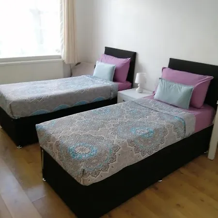 Dream Time Apartments-aqua Apartment