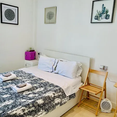 Quiet Cosy * London Borough of Harrow