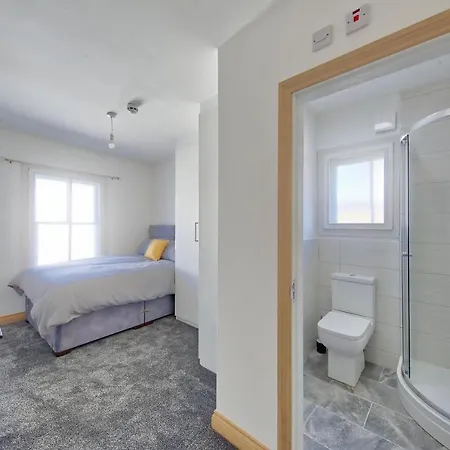 Apart-hotel Clapham Junction 2*