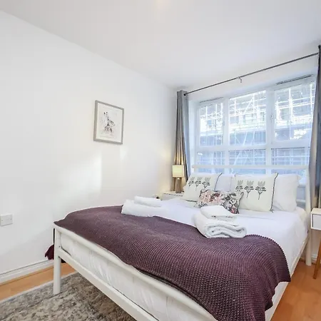 Apartment Suites By Rehoboth - The Hyde - London Zone 3 Hendon