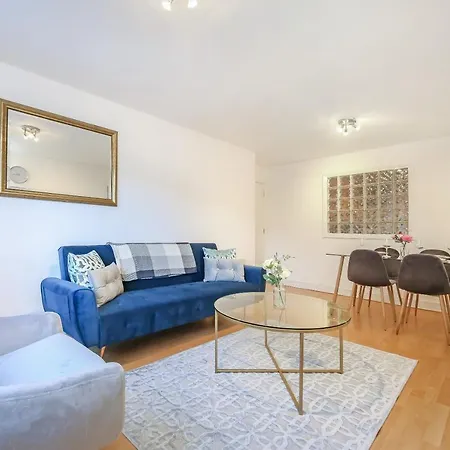 Apartment Suites By Rehoboth - The Hyde - London Zone 3