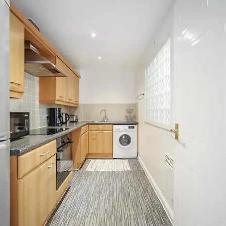 Apartment Suites By Rehoboth - The Hyde - London Zone 3 Hendon