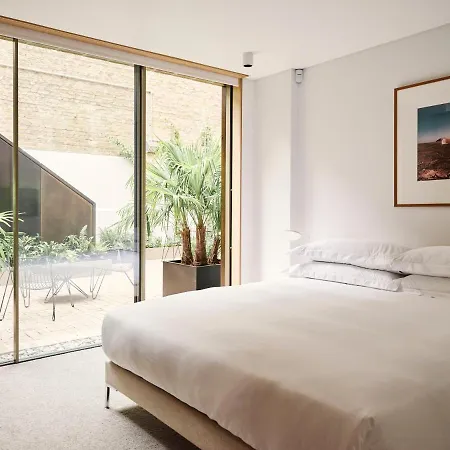 Aparthotel Weymouth Mews 4*