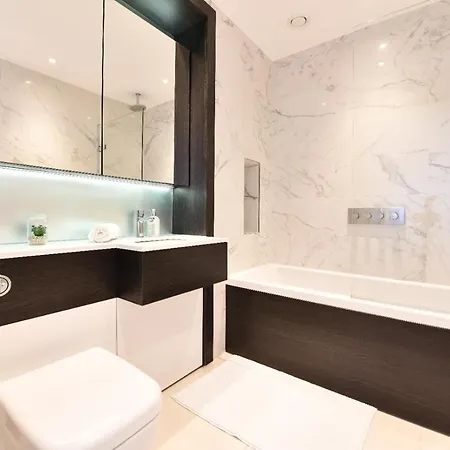 Apartment Kew Bridge *