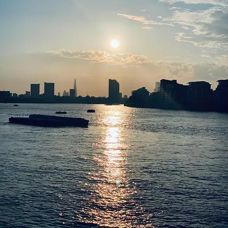 Se10 House Guest house London