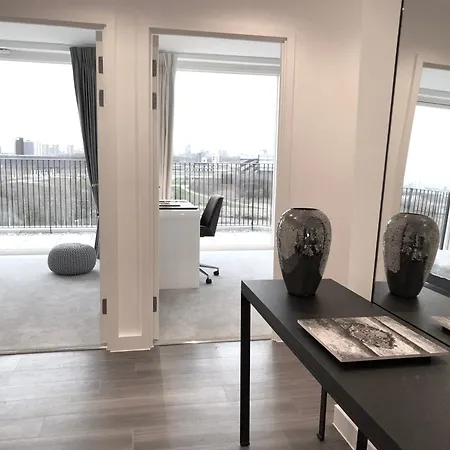 Panoramic Park And Penthouses Retreat London