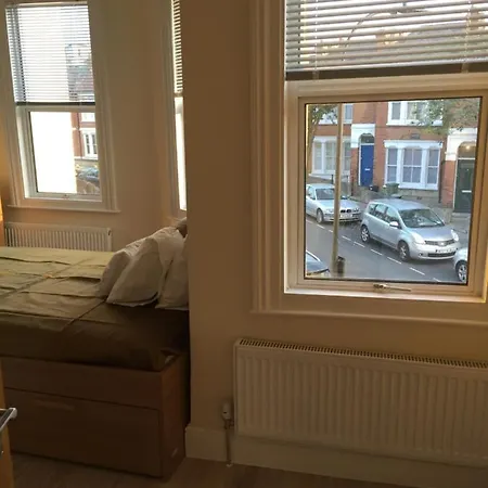Yellow House Chelsea Bed & Breakfast *