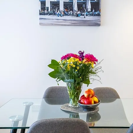 Silver Bridge London Apartment