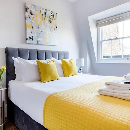 Hyde Park Apartment London