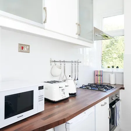 Ida Pod Places-forest Hill Flat