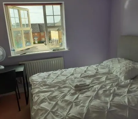 Homestay Double In Honiton House Hendon