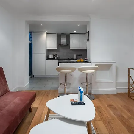 Anderson Street By Capital Apartment
