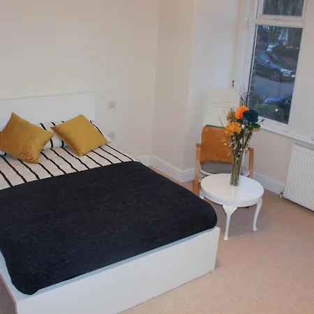Homestay Blythe Park House