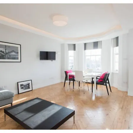 Stylish Flat Near Hyde Park *