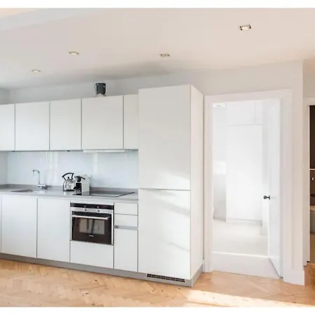 Stylish Flat Near Hyde Park *