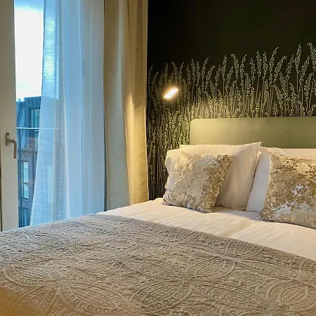 New Luxury 3-bed In The Heart Of The Olympic Park * Londen