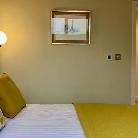 New Luxury 3-bed In The Heart Of The Olympic Park *
