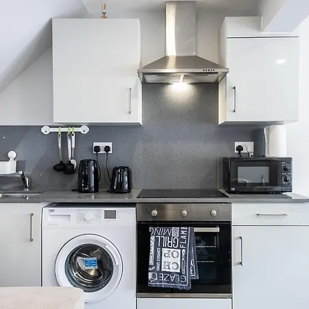 Securematics Superior Studio Apartment *