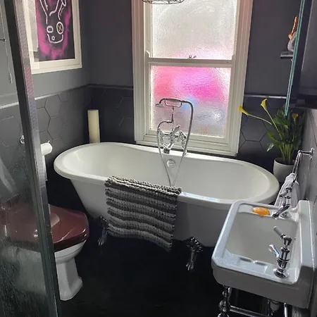 Luxury 2 Bedroom Flat Heart Of Camden Apartment *
