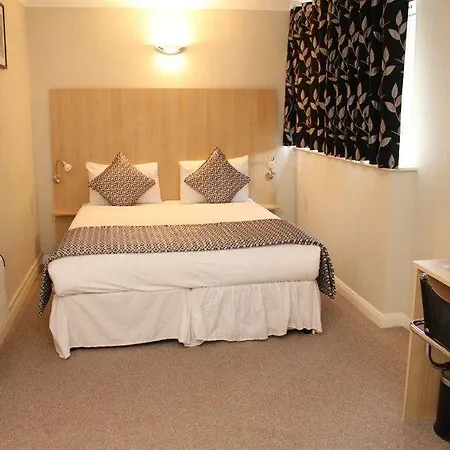 Oyo Lansdowne Hotel Croydon
