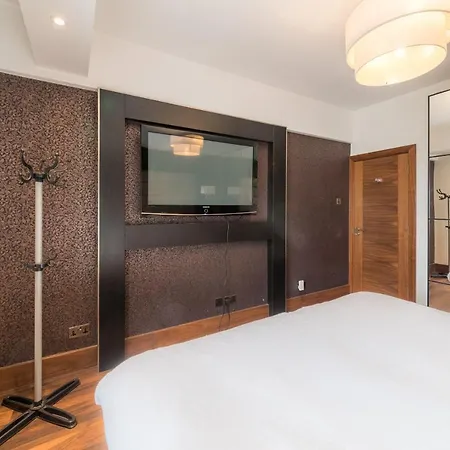 Dudley Court- Marble Arch Apartment London