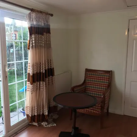 Cosy Annex In Fairlop Ilford