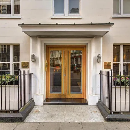 Hill Street Mayfair Apartment *