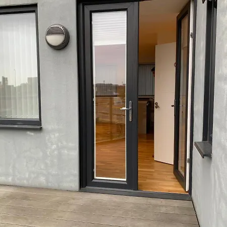 Se10 House *