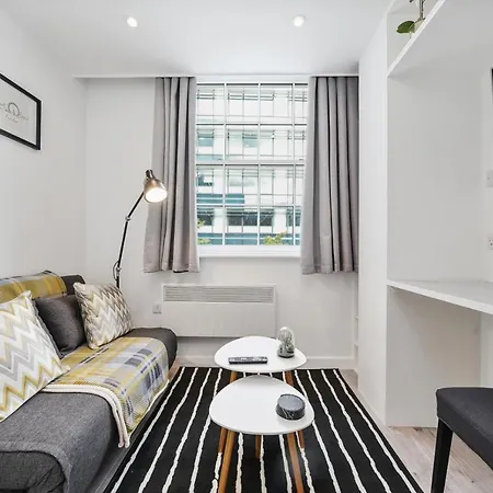 Cosy In The Heart Of The Apartment London