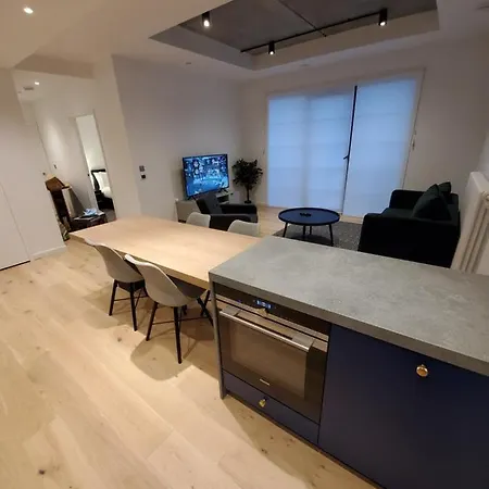 Agar House Apartment London