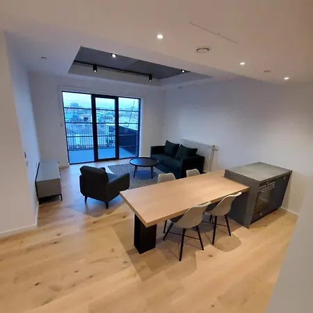 Agar House * London