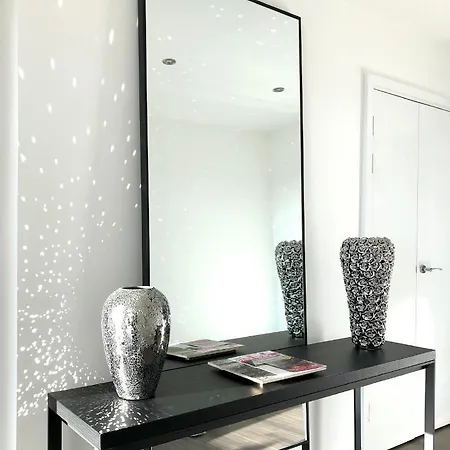 Panoramic Park And Penthouses Retreat * London