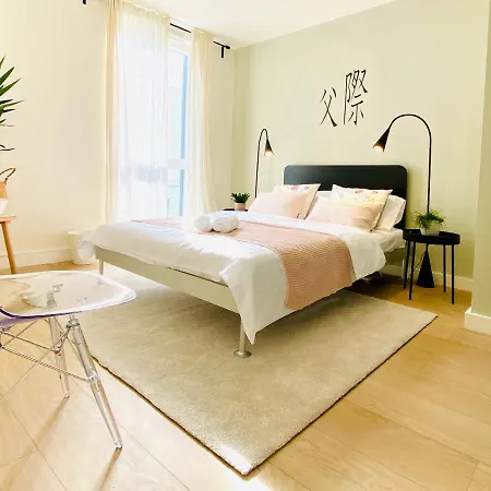 New Luxury 3-bed In The Heart Of The Olympic Park Appartement