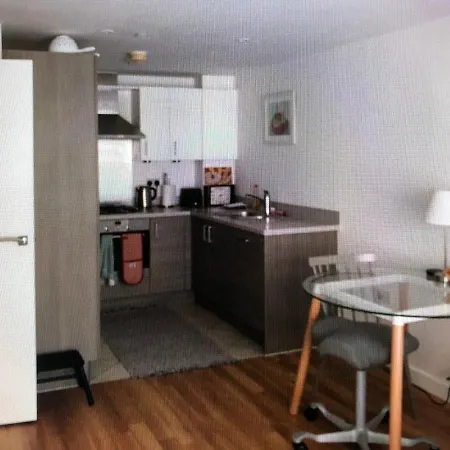 Kingston Flat Apartment