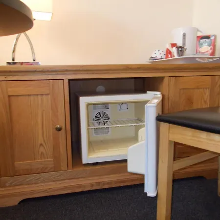 Double With Private Bathroom In Flat Centre Homestay *
