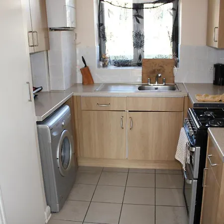 Apartment Londesborough London