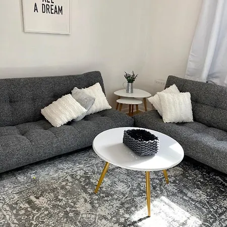 Beautiful 2 Bedroom Flat In Camden